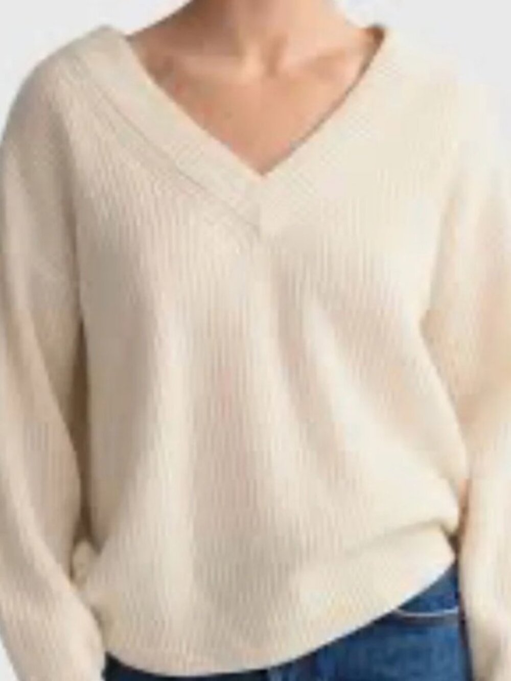 Only V-neck knit sweater cream women's size L